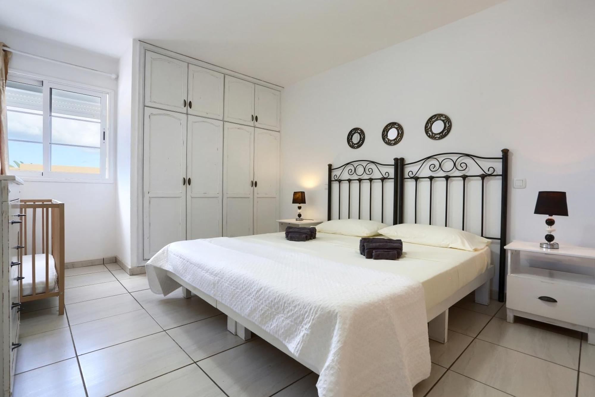 Residencia Lena Apartment Corralejo Bagian luar foto