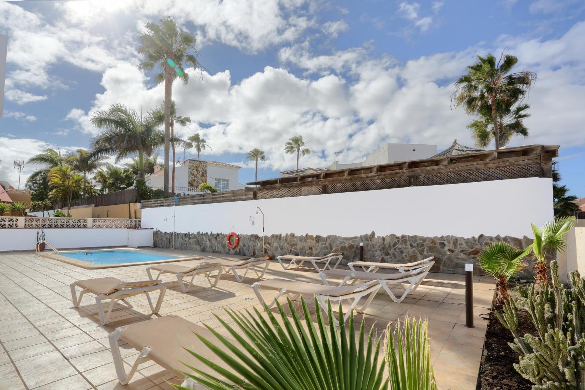 Residencia Lena Apartment Corralejo Bagian luar foto