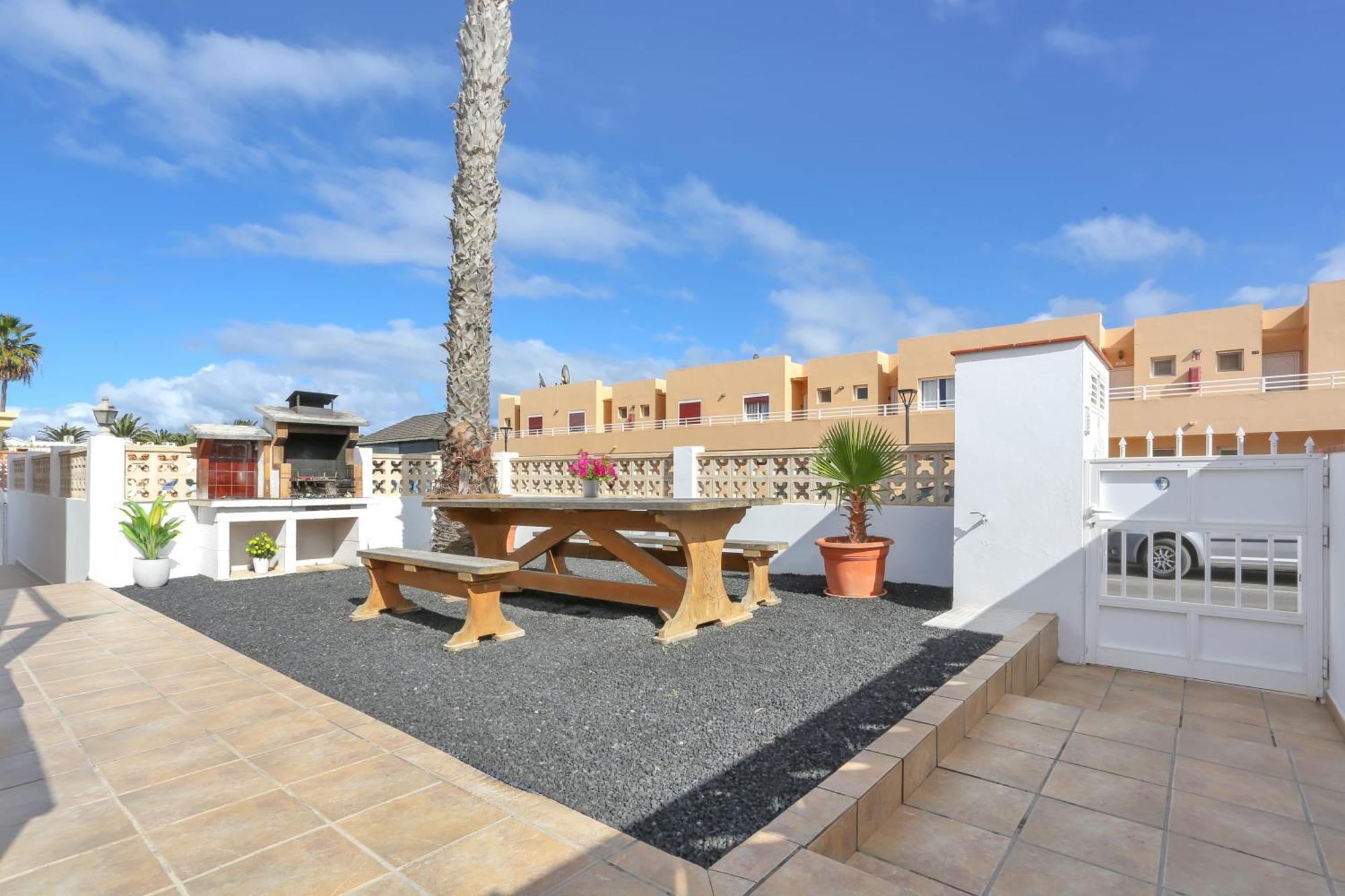 Residencia Lena Apartment Corralejo Bagian luar foto