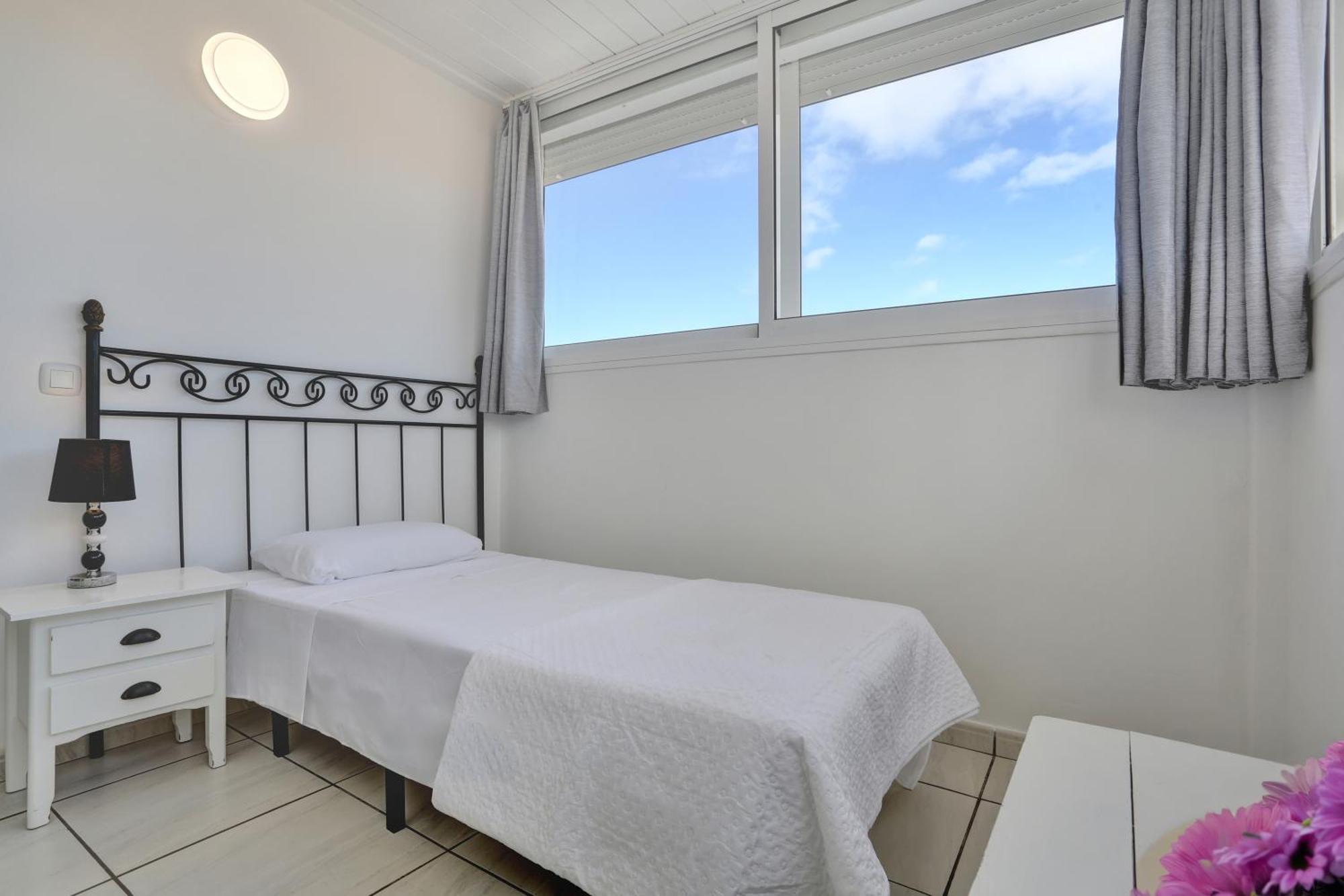 Residencia Lena Apartment Corralejo Bagian luar foto