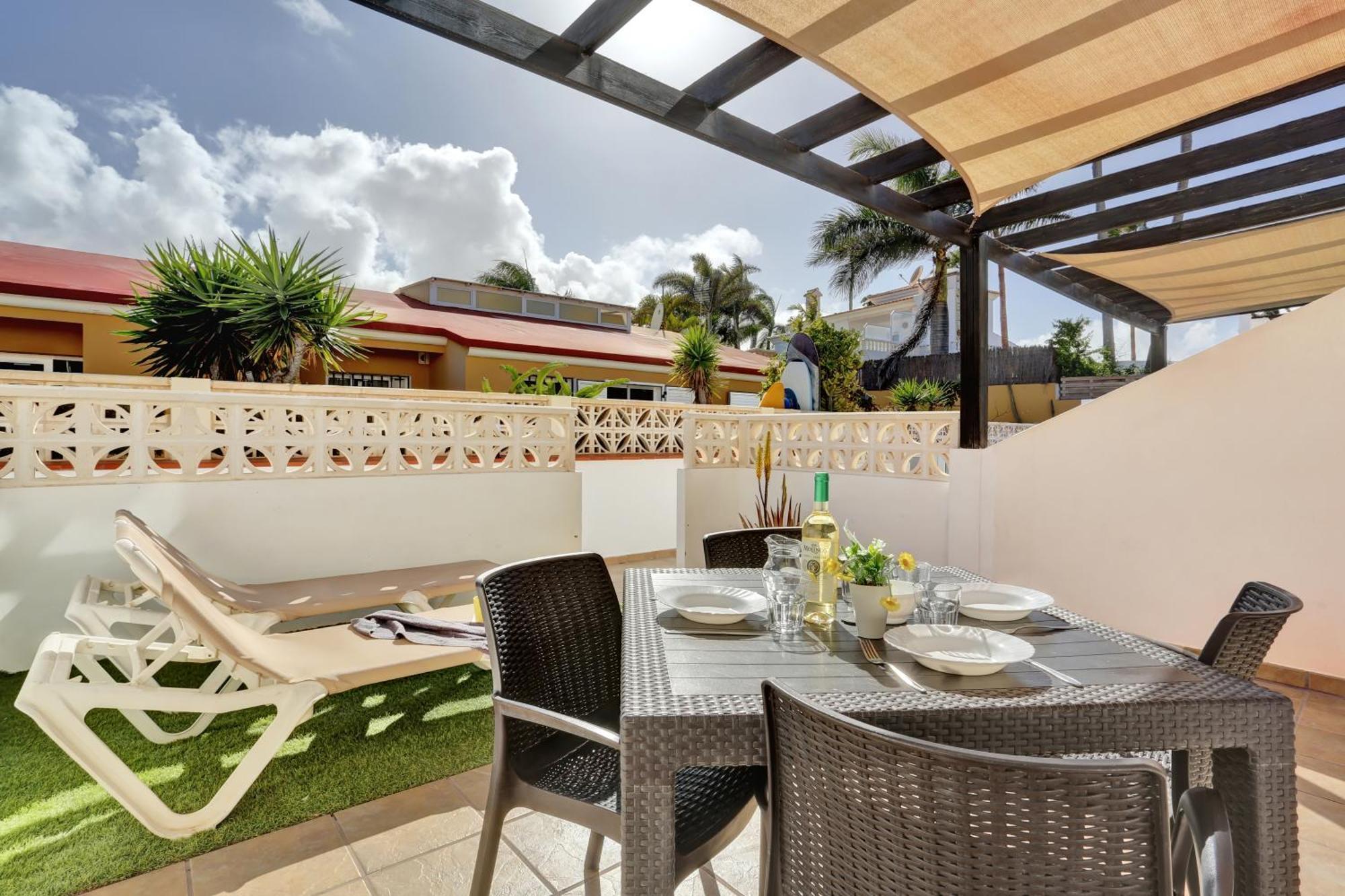 Residencia Lena Apartment Corralejo Bagian luar foto