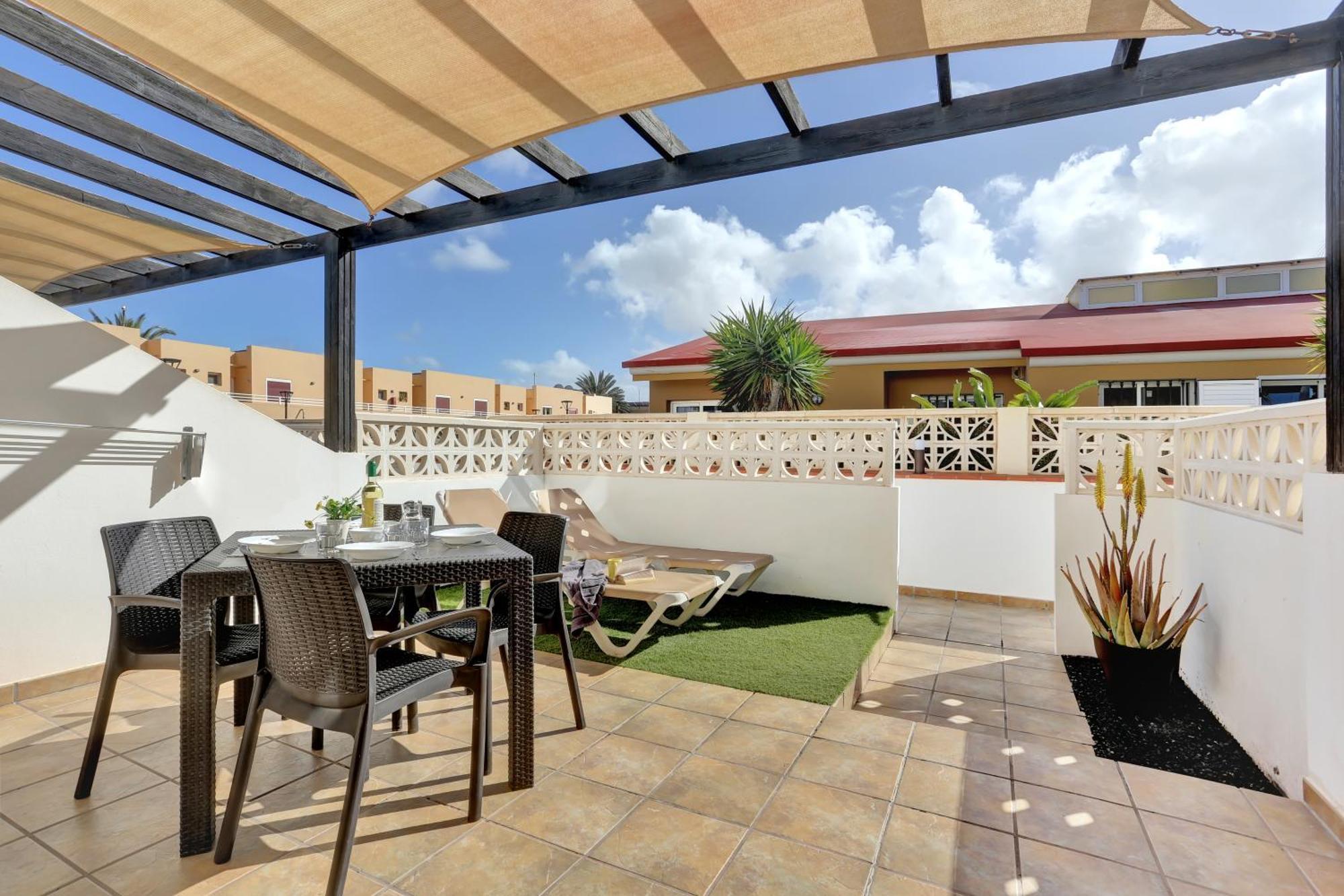 Residencia Lena Apartment Corralejo Bagian luar foto